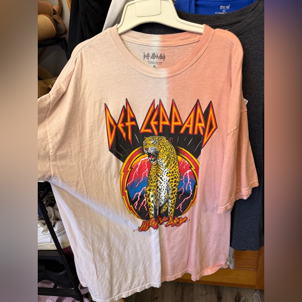 Urban Outfitters Pink and Cream Def Leppard Tee